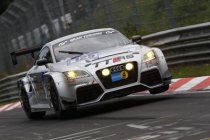Ronnie Latinne met steun van Belgian Audi Club met Audi TT-RS n°1 in de VLN