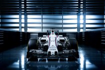 Williams toont FW38 voor het eerst (+ Foto's)