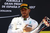 Barcelona: Winst voor Hamilton - Vandoorne botst met Massa