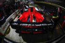 Rolex 24: Porsche leidt halfweg de afvalrace