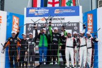 24H Silverstone: Onverwachte zege voor Team ABBA with Rollcentre Racing.