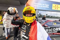 Barcelona: Tom Coronel pakt TCR Europe-titel, brute pech voor Kobe Pauwels