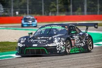 12H Monza: Herberth Motorsport wint knotsgekke race