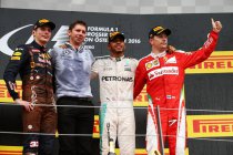 Oostenrijk: Hamilton wint na zoveelste botsing met Rosberg
