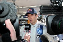 Rally van Frankrijk: Ogier pakt leiding over - Loeb crasht