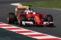 Spanje: Ferrari een-twee in eerste training - Verstappen zesde