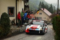 WRC: Indrukwekkende Rovanperä meteen op kop in Kroatië, Neuville werkt zich in het zweet