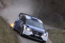 Sezoensrally: Loix opnieuw ongenaakbaar na eerste lus