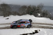 Monte Carlo: Ogier controleert - Neuville probeert