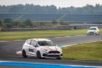 Spa Racing Festival: Debuutrace voor Marieke Stuff