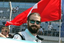 Sochi: James Nash bestraft: Stefano Comini dan toch puntenleider