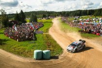 Finland: Ogier meesterlijk in de regen
