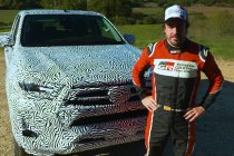 Alonso onderwerpt nieuwe Hilux aan test