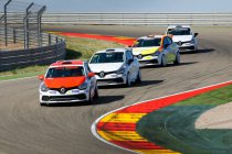 Stéphane Lémeret aan de start van de Eurocup Clio