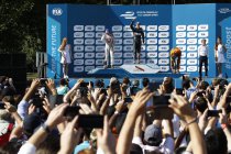 Londen: Race 1: Sébastien Buemi houdt de spanning in de titelstrijd