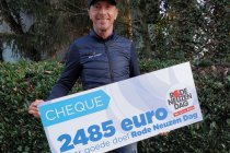 Bert Longin en BV's halen 2.485 euro op voor Rode Neuzen Dag