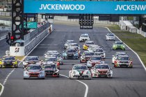 Suzuka: Tarquini op titelkoers na vijfde zege in beklijvende hoofdrace