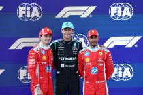 Oostenrijk: George Russell steelt pole - stevige crash voor Max Verstappen