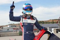 4H Portimão: Job van Uitert zet United Autosports op pole