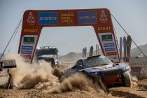 Dakar: Los stuurhuis op kapotte paden: een mooie maar moeizame dag voor de Coronels
