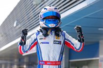 Eurocup Formula Renault 2.0: Jerez: Vijfde zege voor Nyck de Vries – KTR rijder Albon derde in de eindstand