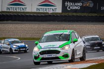 Cornelis Carrosserie met Calvin de Groot en Oeste Racing