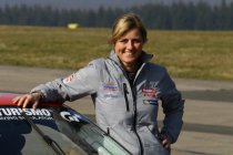 Sabine Schmitz aan de start van WTCC-race op de Nordschleife