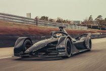 Porsches Formule E-wagen rondt eerste circuittest af